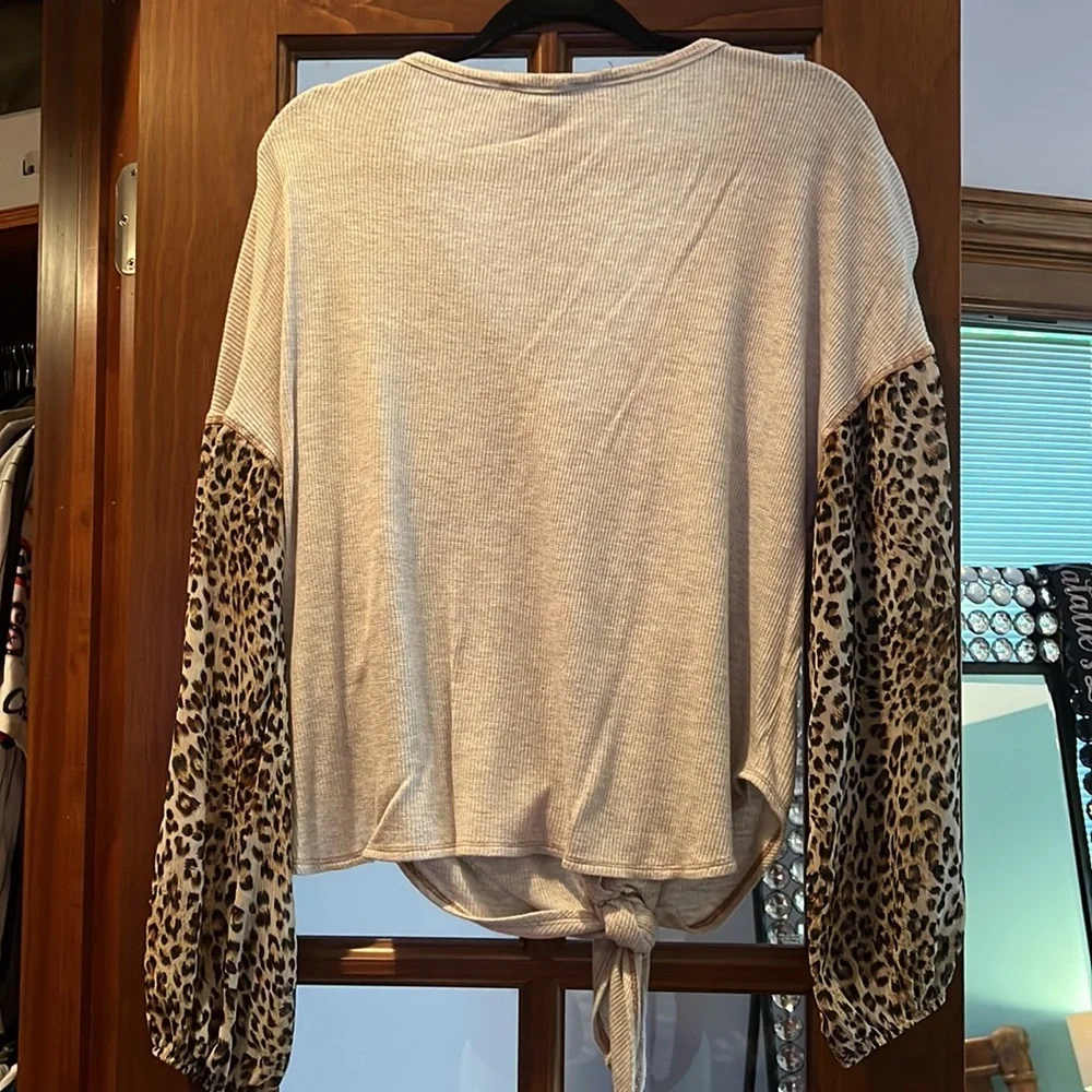 Cardigan - Picture 2 of 2